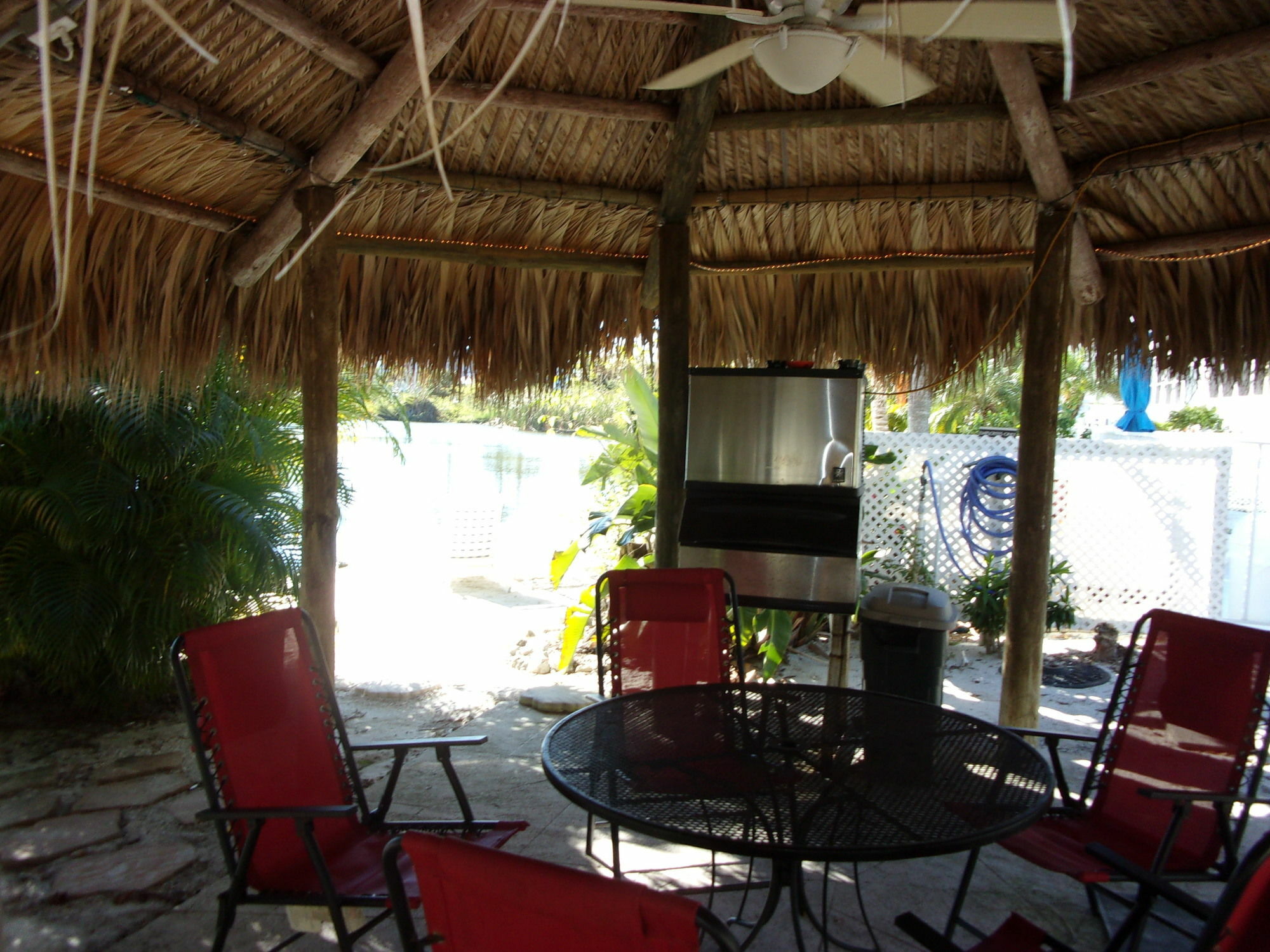 Marco Island Lakeside Inn Exterior photo
